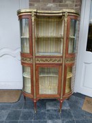 Napoleon III Display cabinet with curved glass and marble top